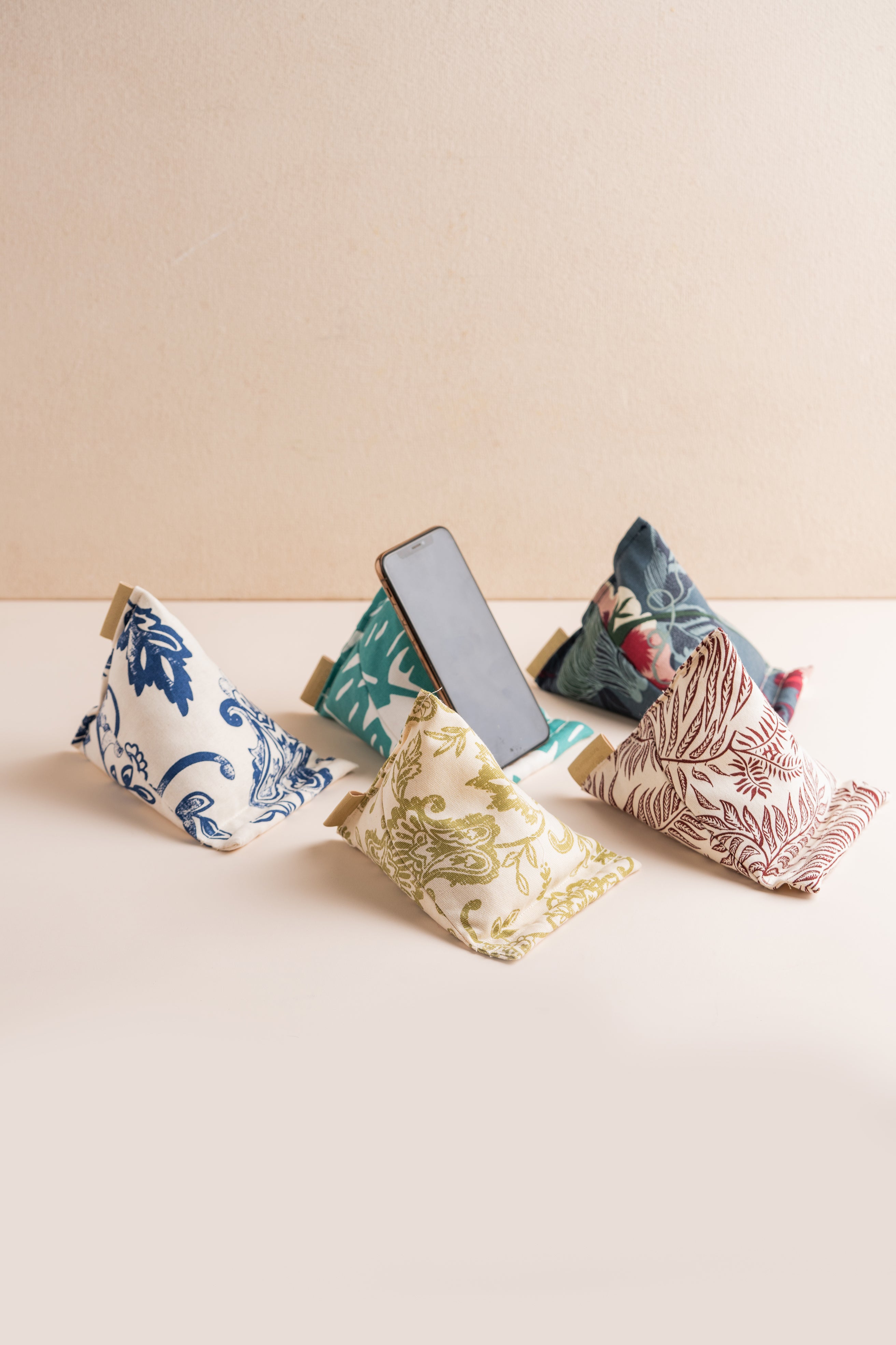 Devices Pillow